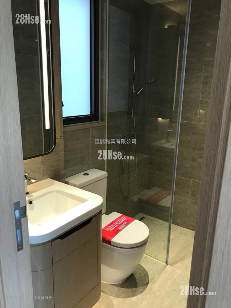 Upper East Sell 1 Bedroom , 1 Bathroom 311 ft²