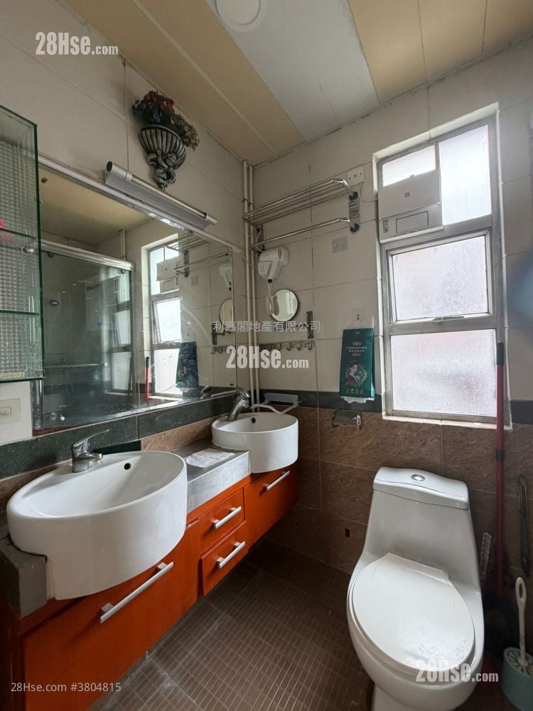 Serenity Park Sell 2 Bedrooms , 1 Bathroom 452 ft²