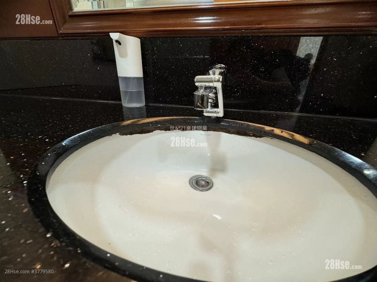 擎天半岛 售盘 3 房 , 2 浴室 1,140 平方尺