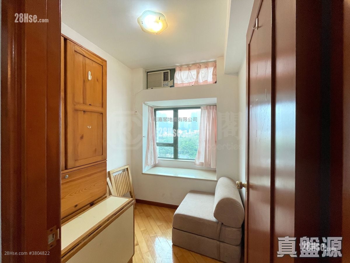 Residence Oasis Sell 2 Bedrooms , 1 Bathroom 488 ft²