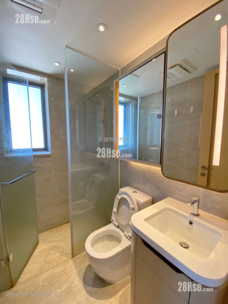 Upper East Sell 1 Bedroom , 1 Bathroom 312 ft²