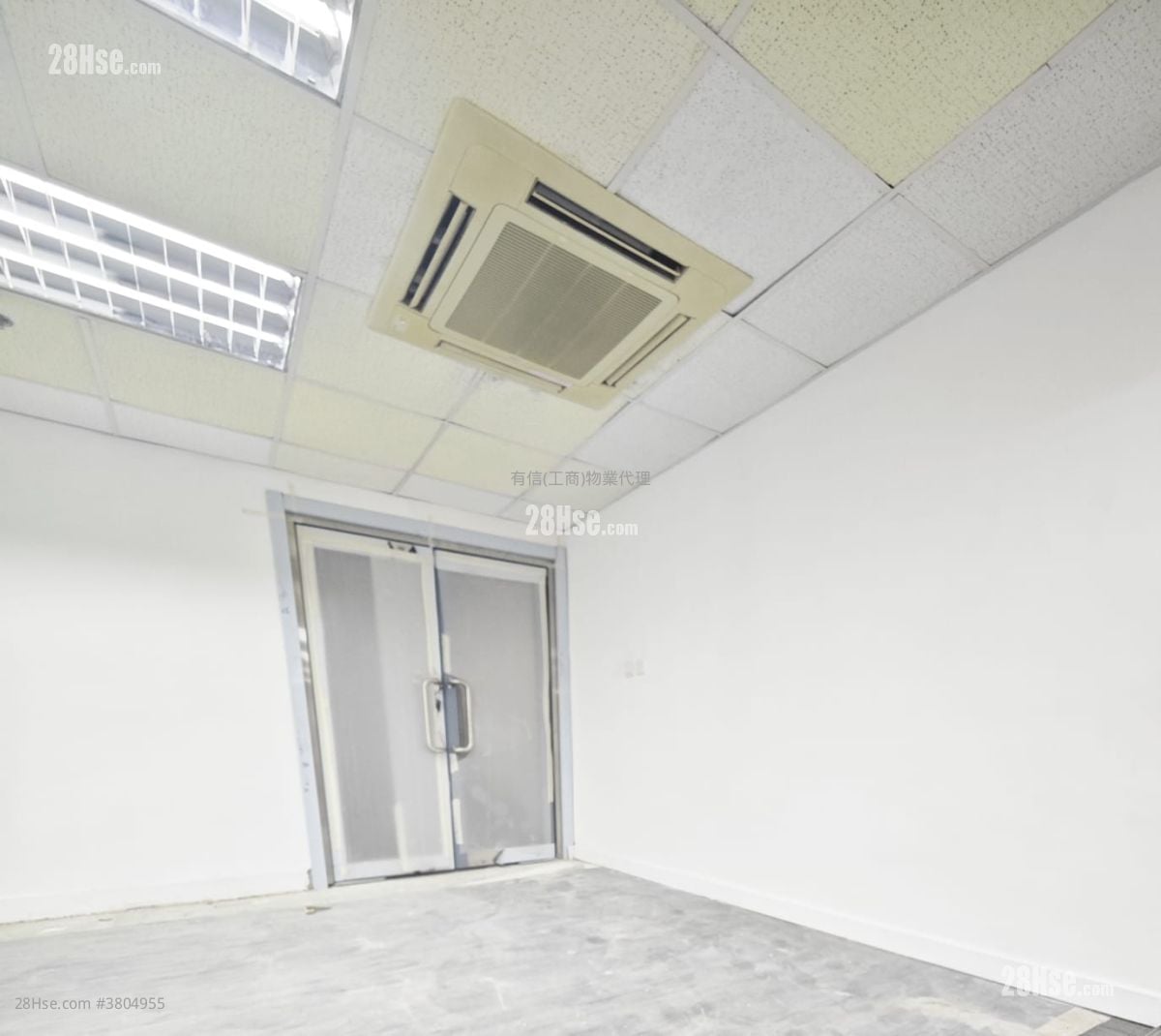 Elite Industrial Centre Rental 3 Bedrooms , 2 Toilets