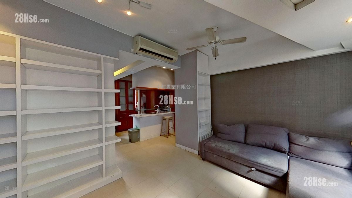 living room: 18-20 Elgin Street Rental 1 Bedroom , 1 Bathroom 474 ft²