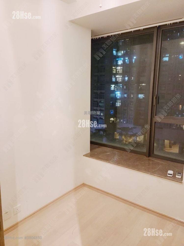 Green Code Sell 2 Bedrooms , 1 Bathroom 459 ft²