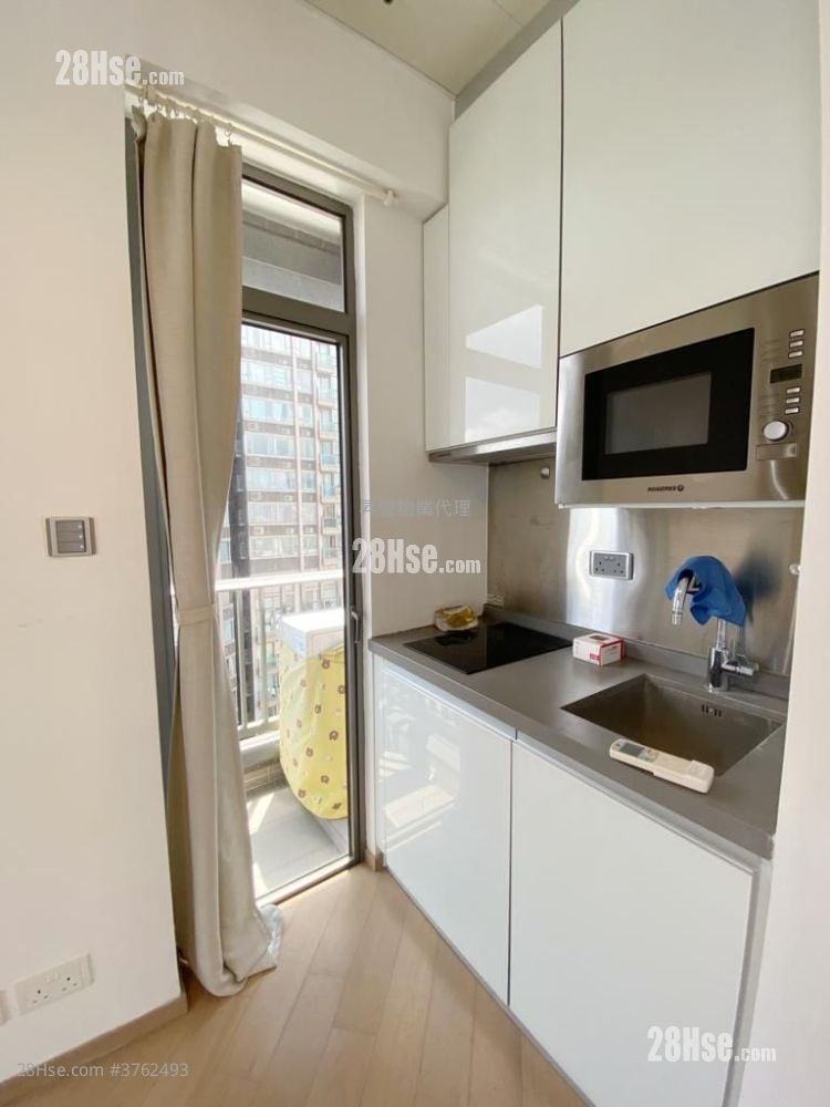 The Met. Focus Sell Studio , 1 Bathroom 241 ft²