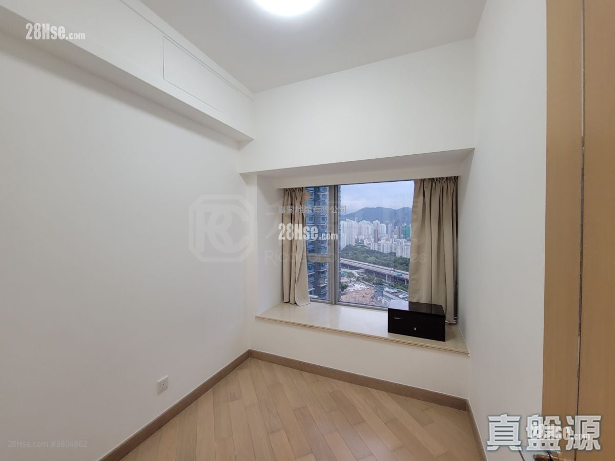 Imperial Cullinan Rental 3 Bedrooms , 2 Bathrooms 913 ft²