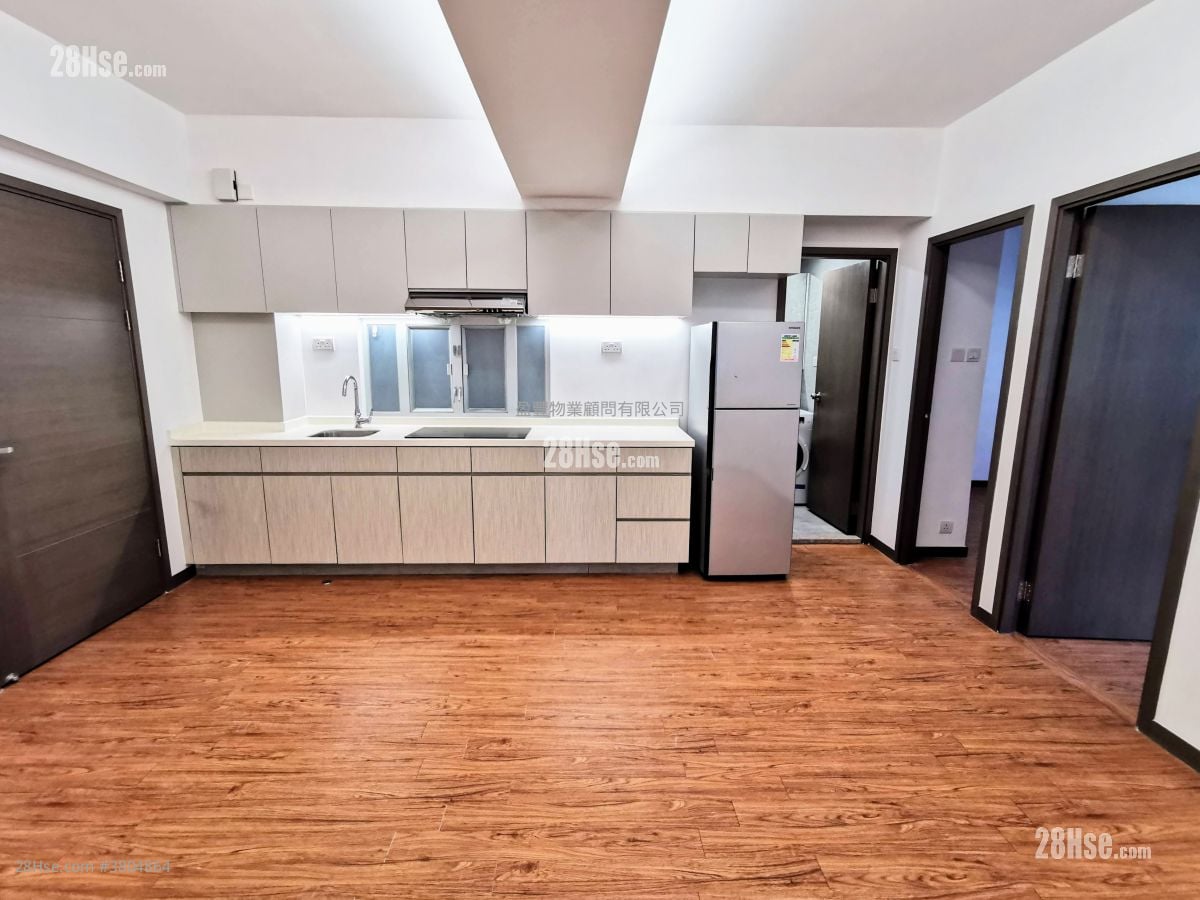 Hang Tak Building Rental 2 Bedrooms , 1 Bathroom 453 ft²