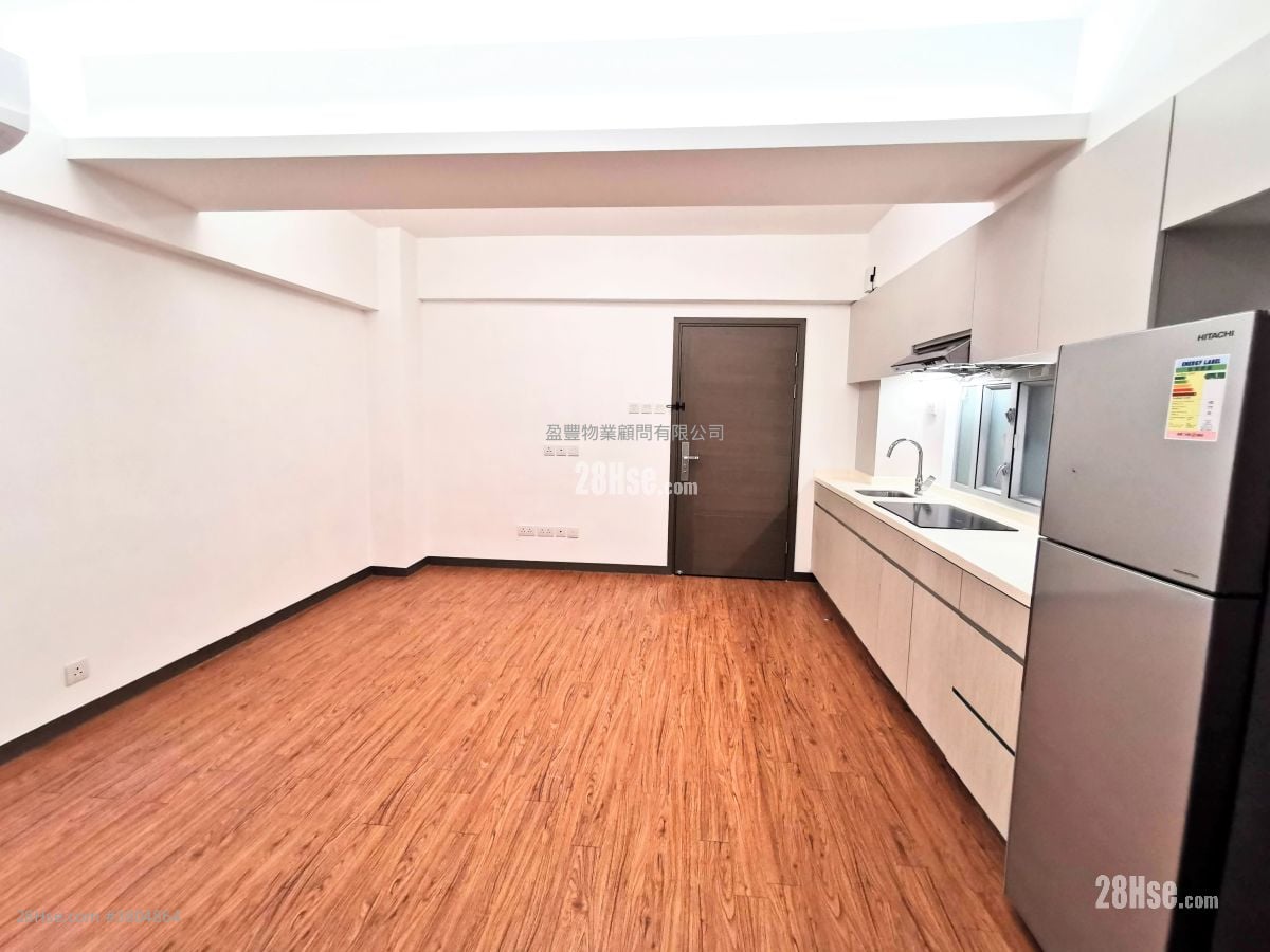 Hang Tak Building Rental 2 Bedrooms , 1 Bathroom 453 ft²