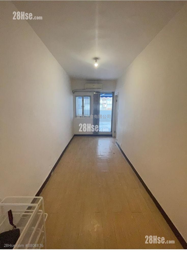 Fung Yeung Court Rental 378 ft²