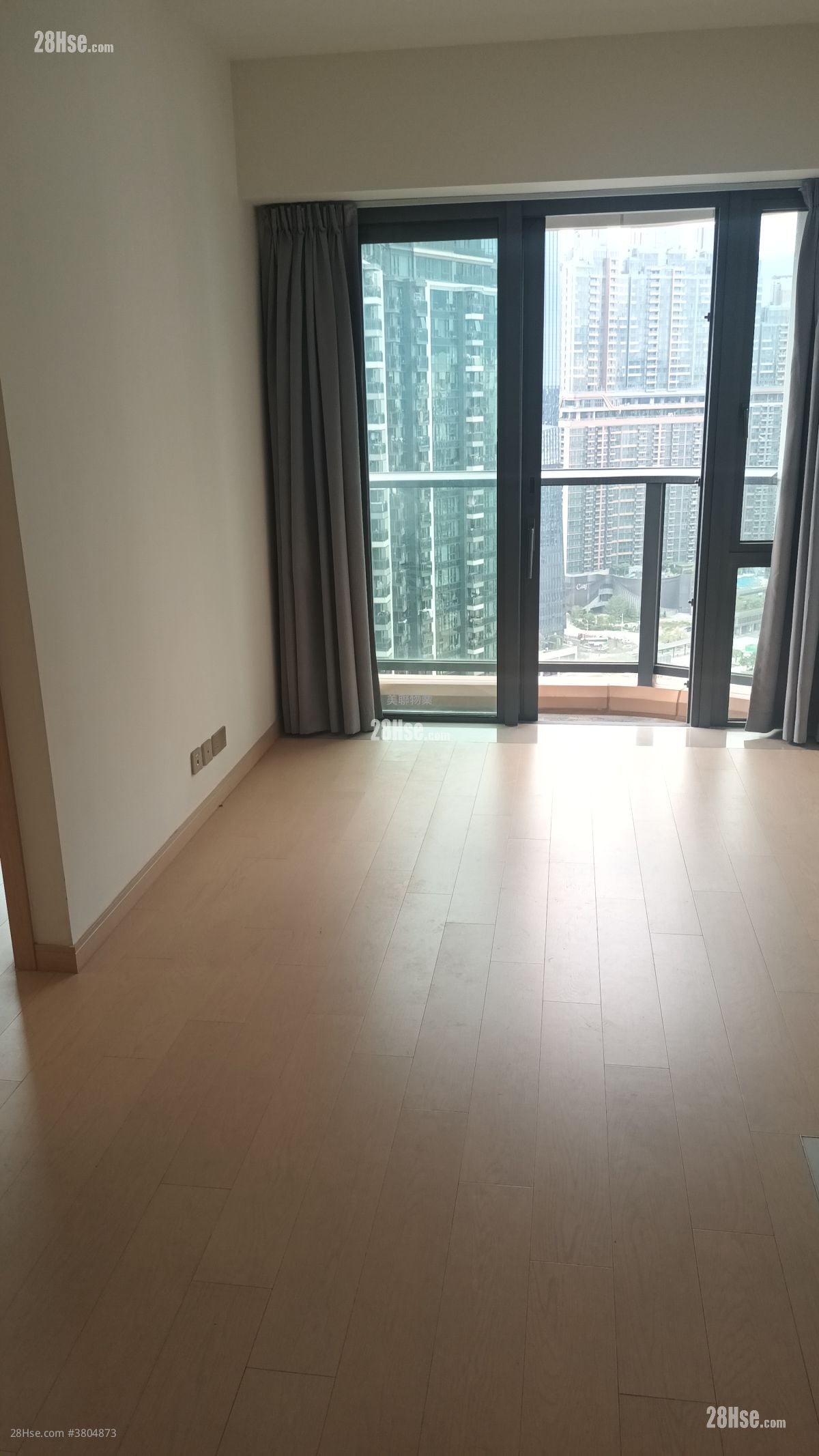 K. Summit Rental 2 Bedrooms , 1 Bathroom 443 ft²