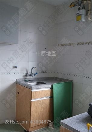 Tai Hing Gardens Sell 2 Bedrooms 544 ft²