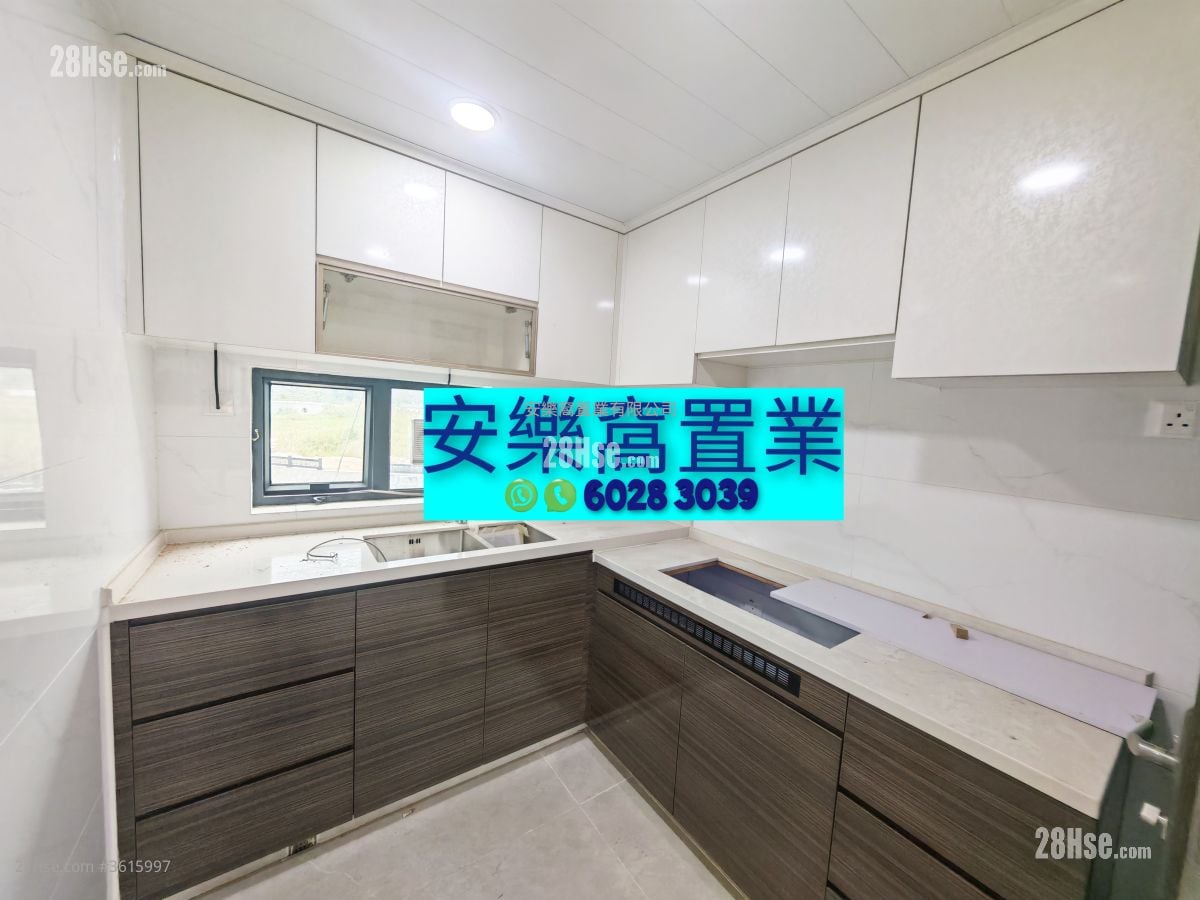 村屋 租盘 3 房 , 2 浴室 650 平方尺