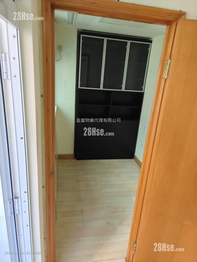惠德大厦 租盘 1 房 311 平方尺
