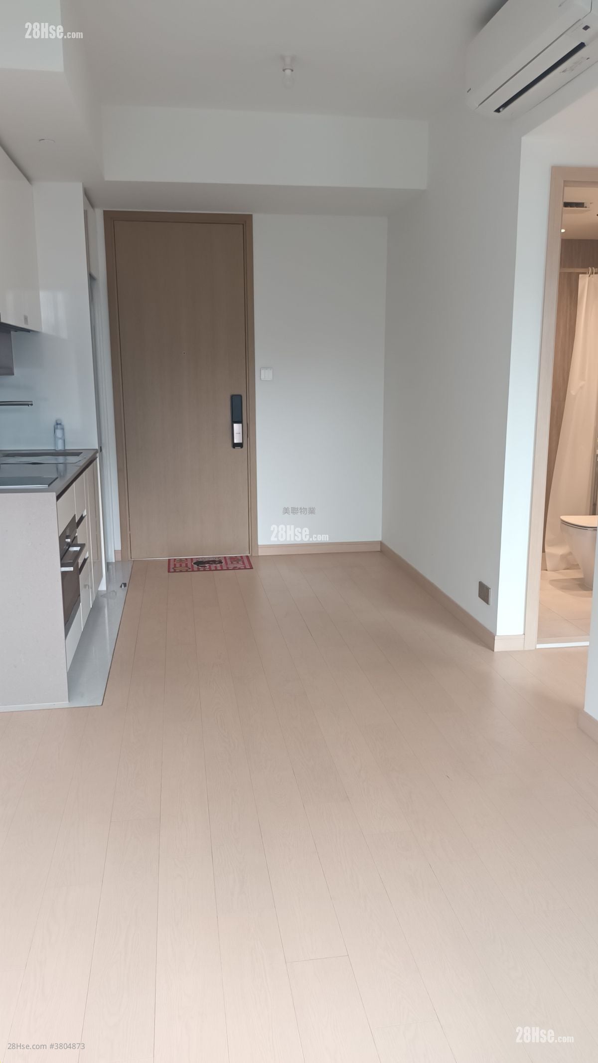 K. Summit Rental 2 Bedrooms , 1 Bathroom 443 ft²