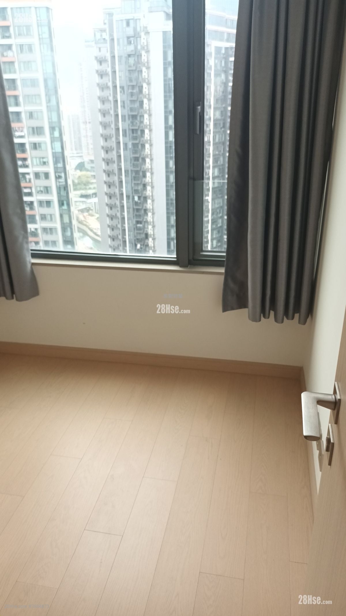 K. Summit Rental 2 Bedrooms , 1 Bathroom 443 ft²