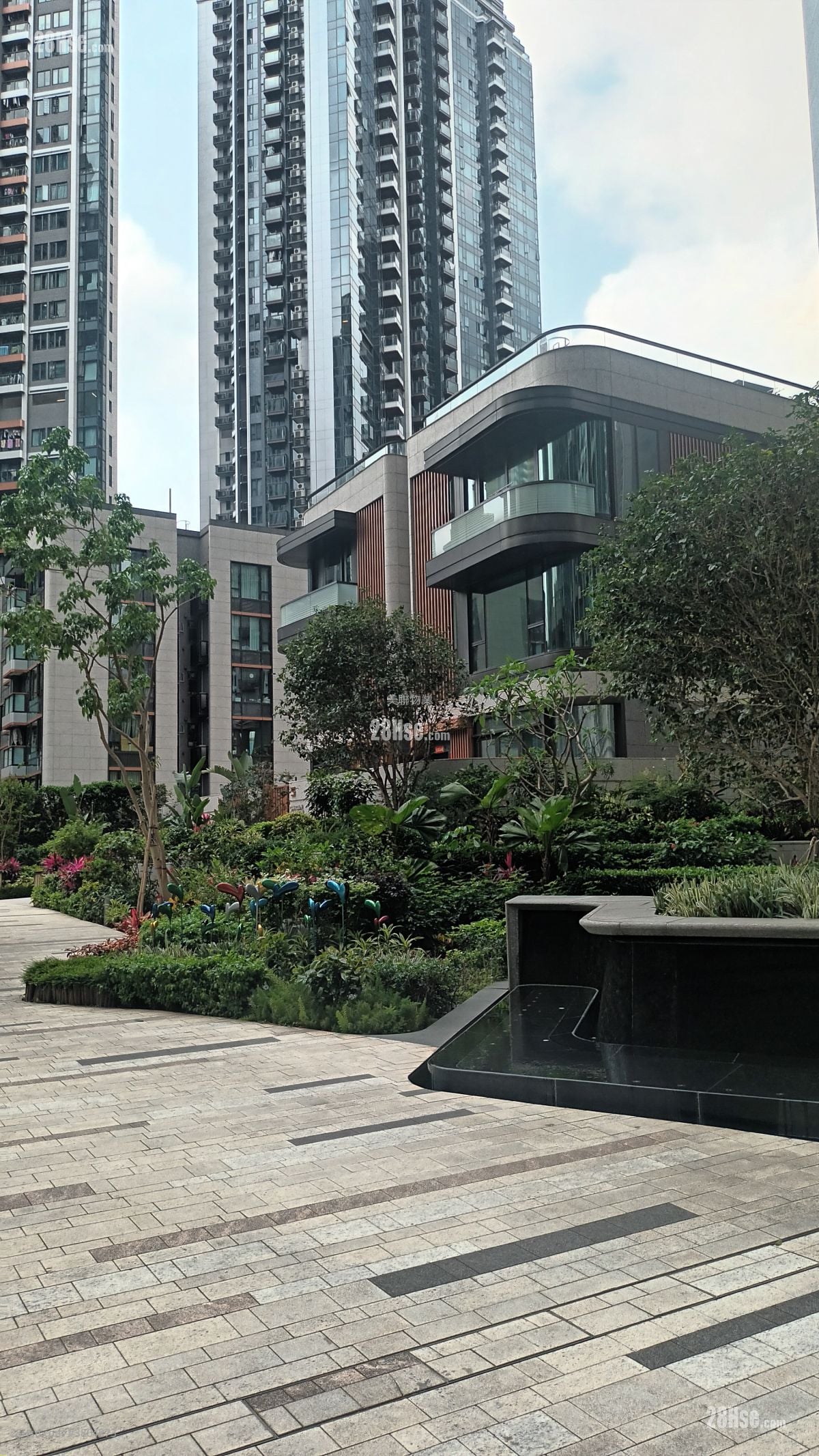 K. Summit Rental 2 Bedrooms , 1 Bathroom 443 ft²