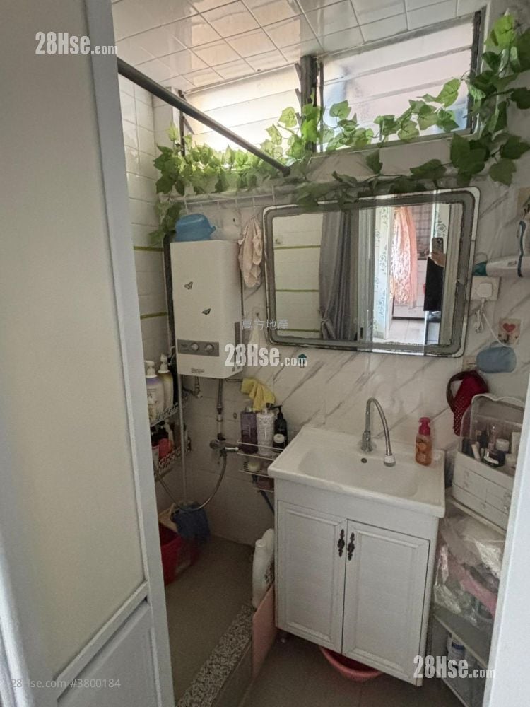 显径邨 售盘 2 房 , 1 浴室 443 平方尺