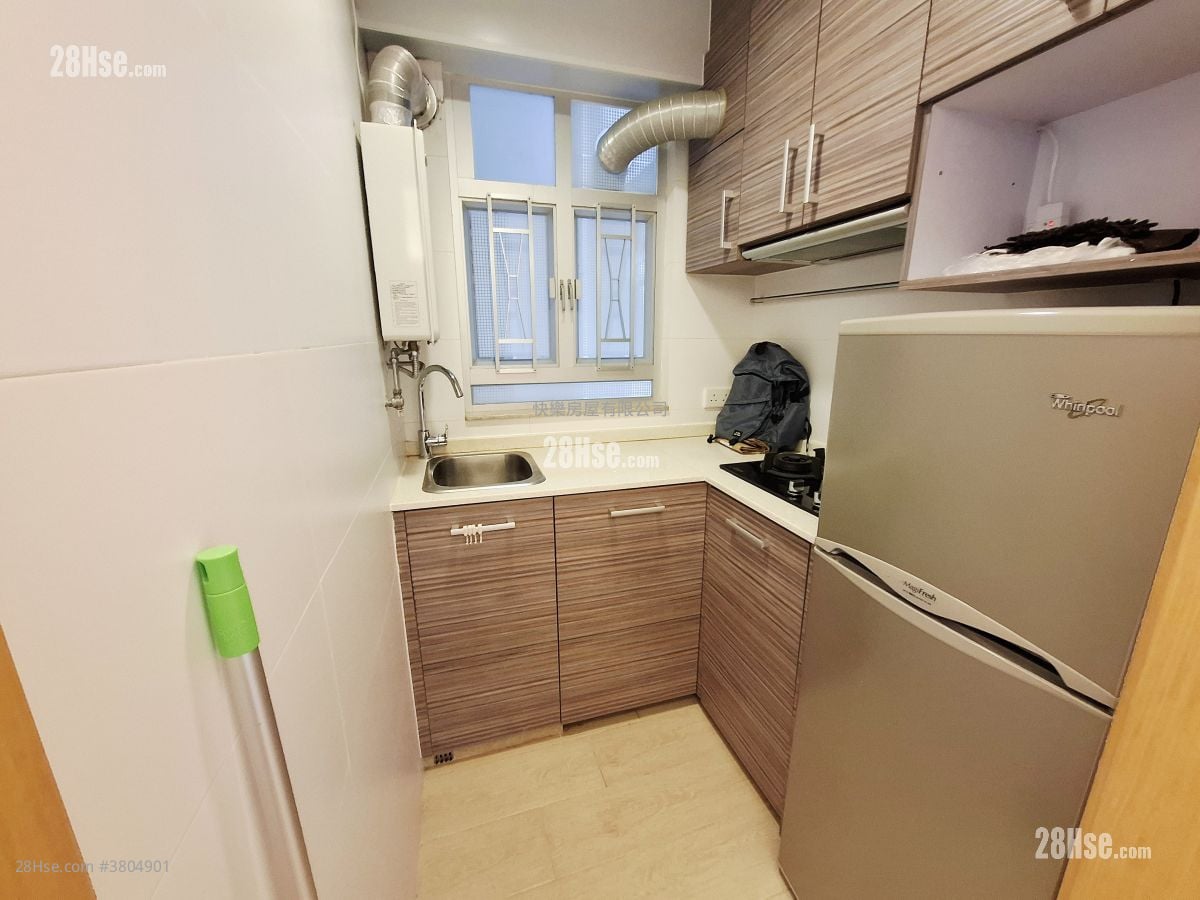 City Centre Building Rental 1 Bedroom , 1 Bathroom 325 ft²