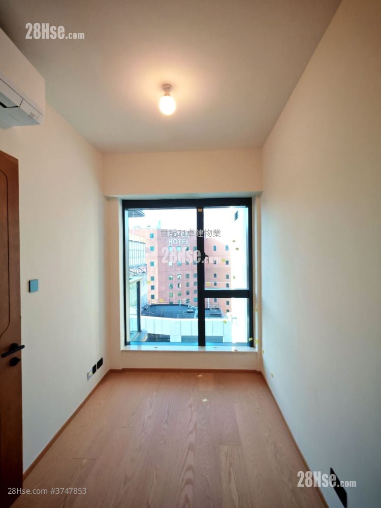 Topside Residence Rental 2 Bedrooms , 1 Bathroom 378 ft²