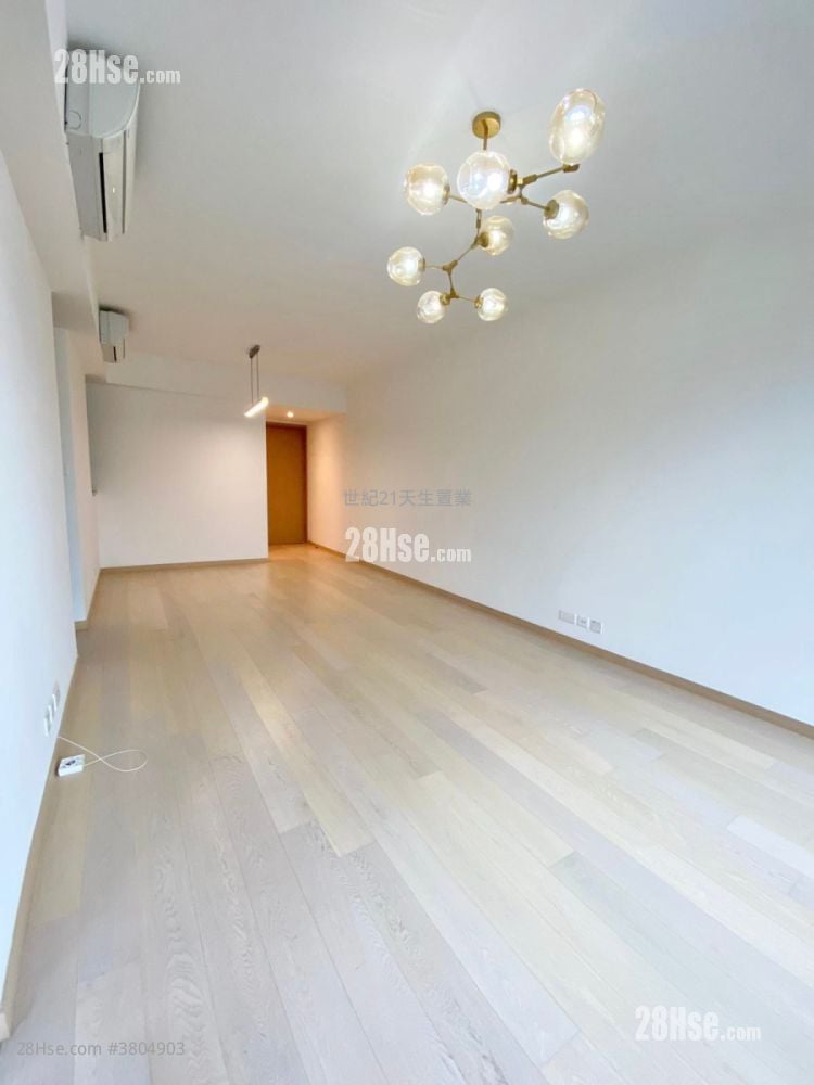 满名山 售盘 3 房 , 2 浴室 905 平方尺