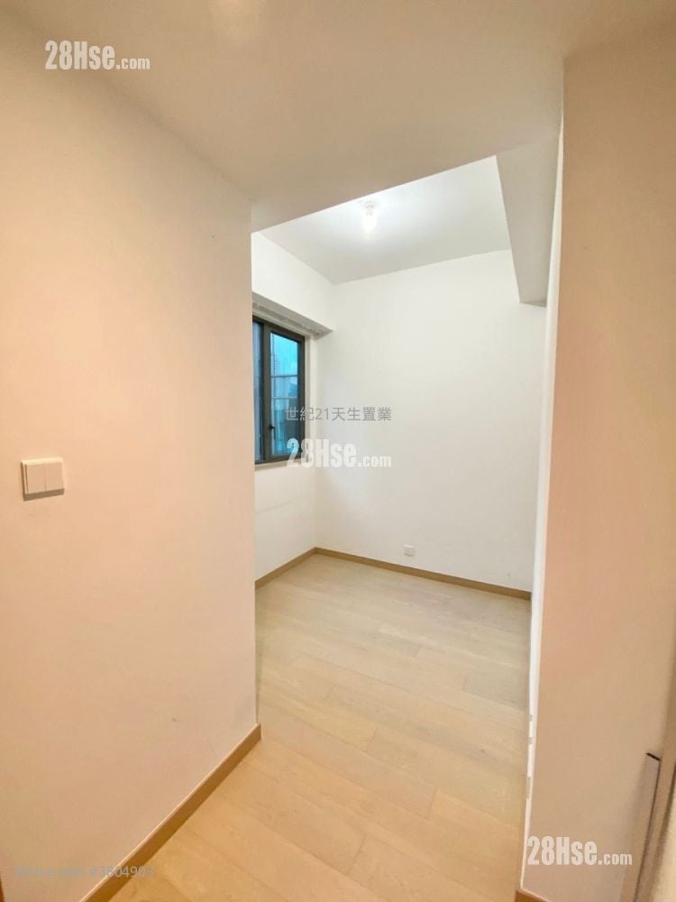 满名山 售盘 3 房 , 2 浴室 905 平方尺