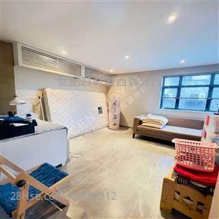 山頂村屋 售盤 5+ 房 , 5+ 浴室 4,200 平方呎