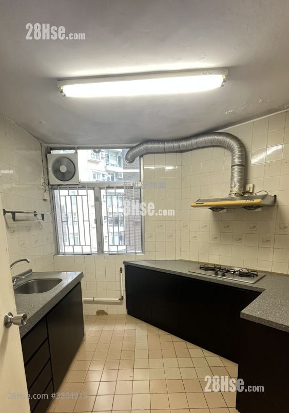 海峯园 租盘 3 房 , 2 浴室 858 平方尺