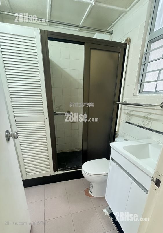 海峯园 租盘 3 房 , 2 浴室 858 平方尺