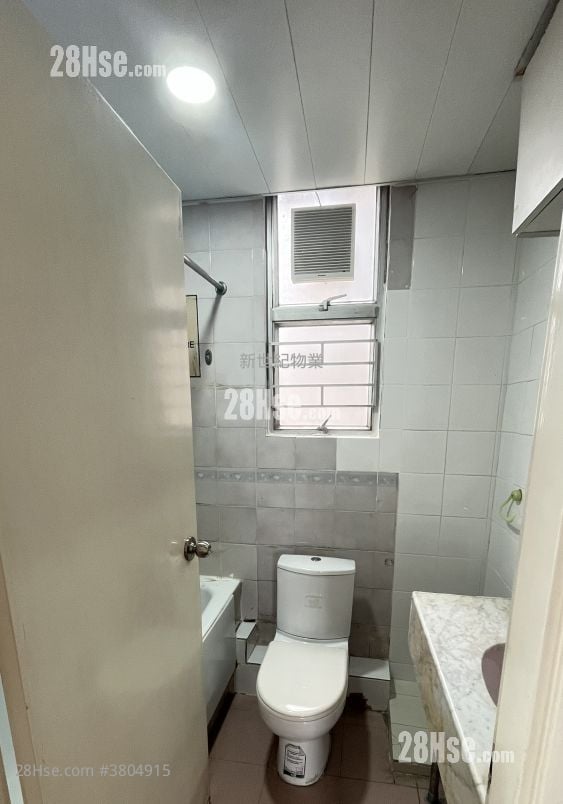 海峯园 租盘 3 房 , 2 浴室 858 平方尺