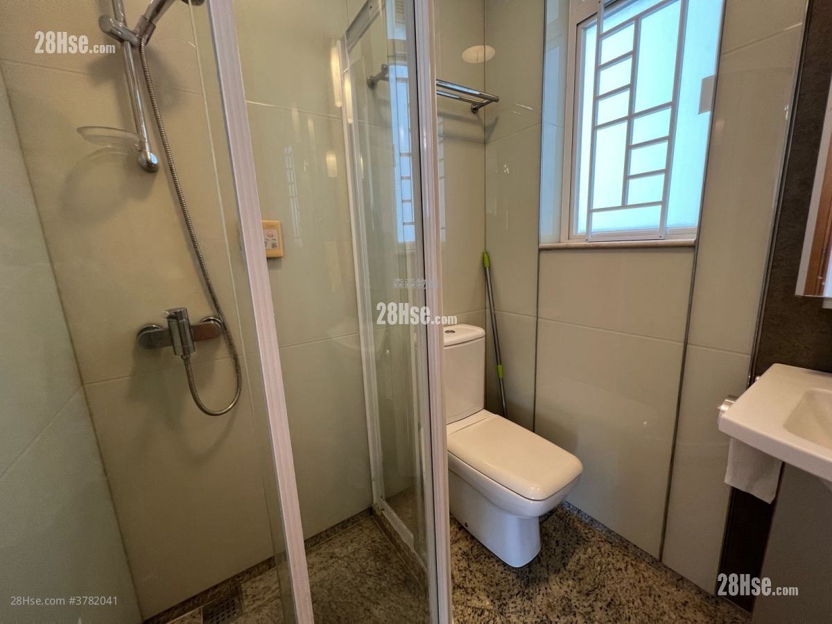 The Orchards Sell 3 Bedrooms , 2 Bathrooms 752 ft²