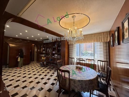 恒景园 售盘 1,582 平方尺