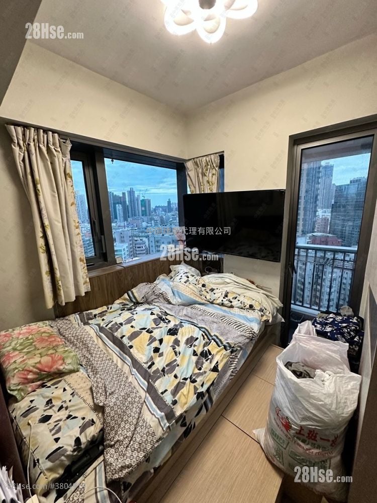 Phase 1B Of The Campton Sell 2 Bedrooms , 1 Bathroom 386 ft²