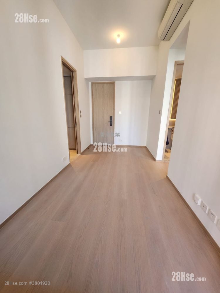 101 Kings Road 售盘 2 房 434 平方尺