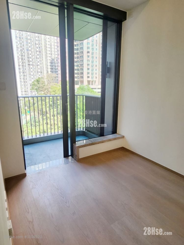 101 Kings Road 售盘 2 房 434 平方尺