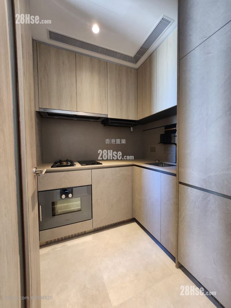 101 Kings Road 售盘 2 房 434 平方尺