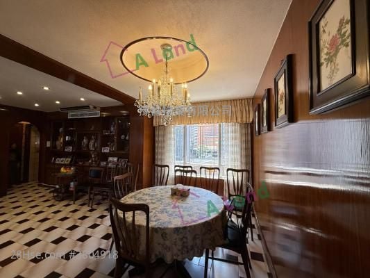 恒景园 售盘 1,582 平方尺