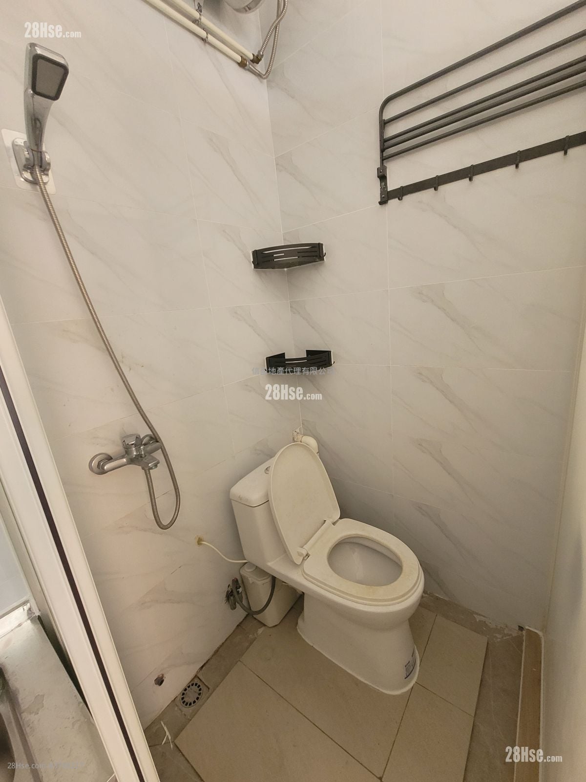 Coronet Court Rental Studio , 1 Bathroom 200 ft²