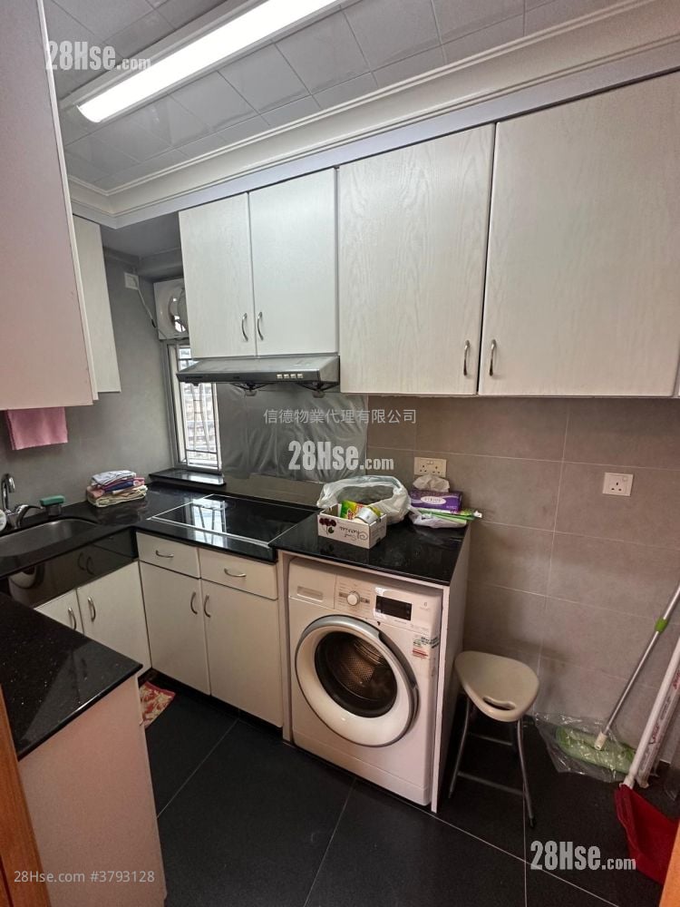 Kwong Chiu Terrace Rental 3 Bedrooms , 1 Bathroom 527 ft²