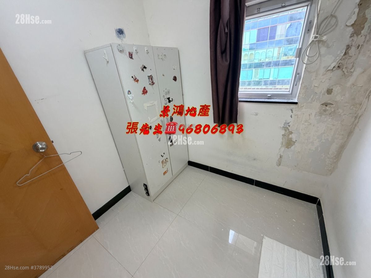 Man Ying Building Rental 2 Bedrooms , 1 Bathroom 300 ft²