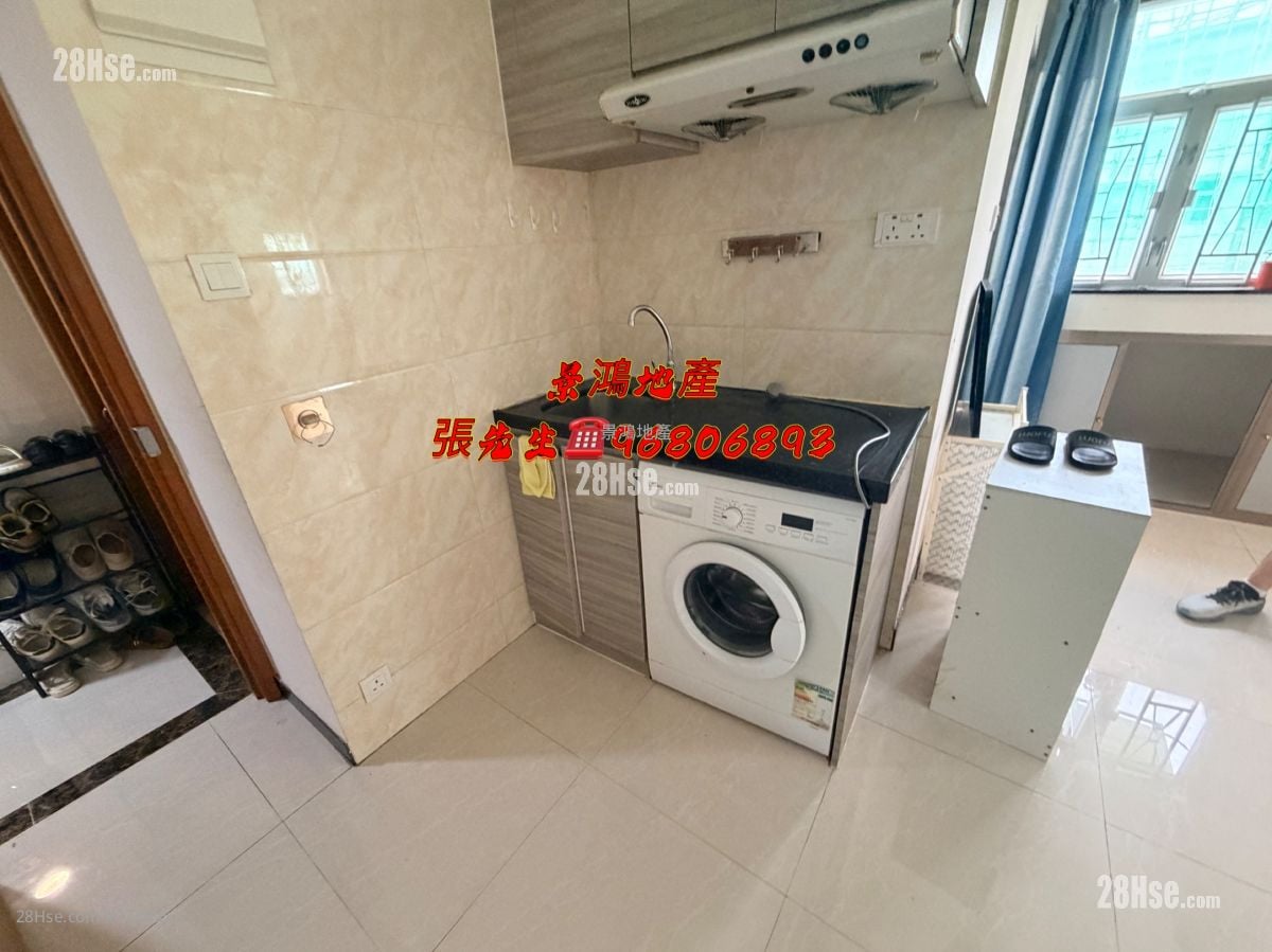 Man Ying Building Rental 2 Bedrooms , 1 Bathroom 300 ft²