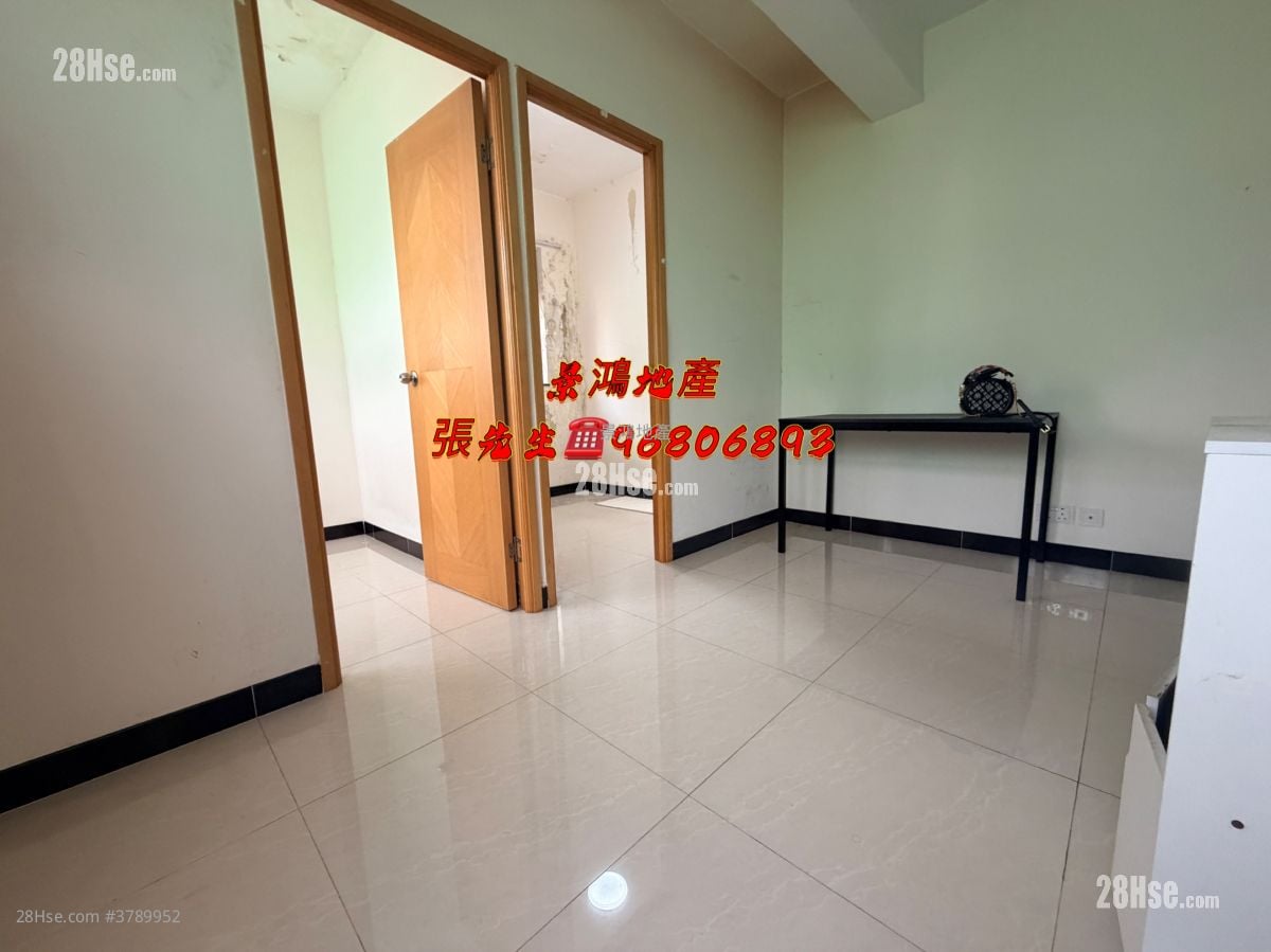 Man Ying Building Rental 2 Bedrooms , 1 Bathroom 300 ft²
