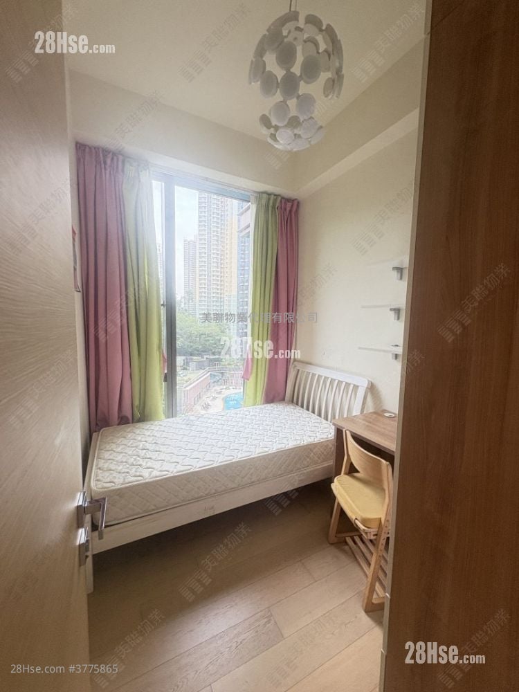 Mantin Heights Sell 3 Bedrooms , 2 Bathrooms 928 ft²