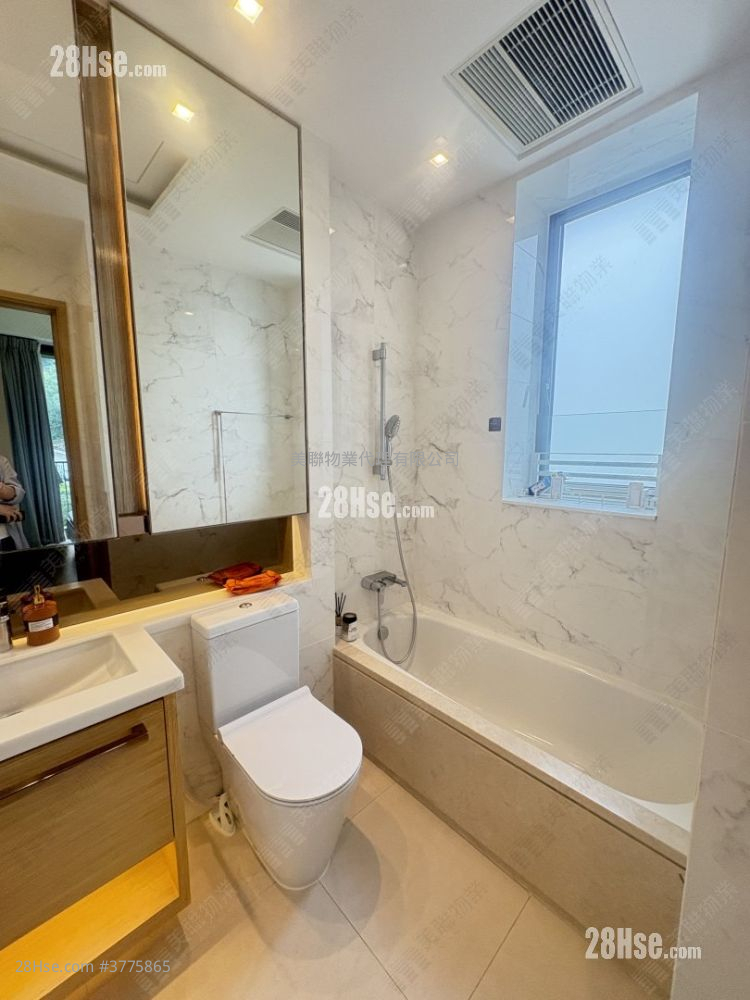 Mantin Heights Sell 3 Bedrooms , 2 Bathrooms 928 ft²