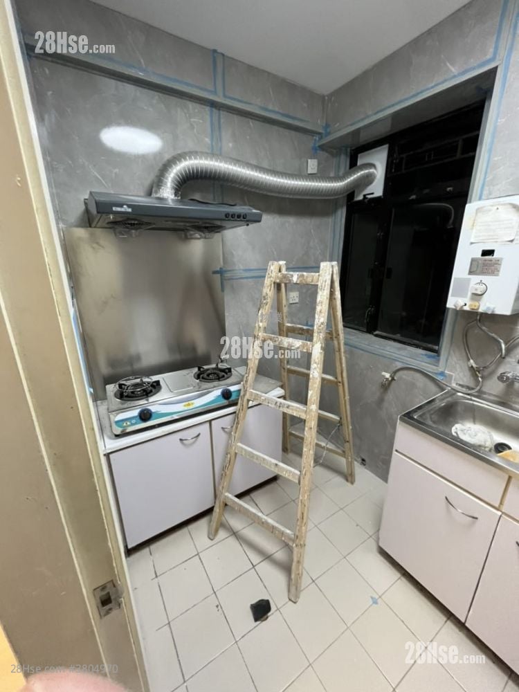 康怡花園 租盤 3 房 , 2 浴室 710 平方呎