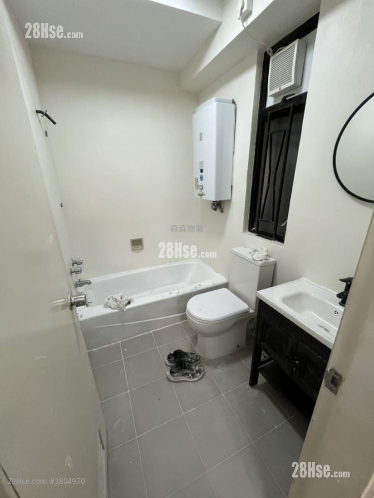 康怡花園 租盤 3 房 , 2 浴室 710 平方呎