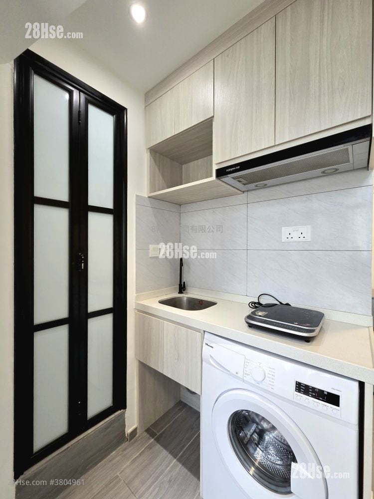 Pacific Building Rental 1 Bedroom , 1 Bathroom 170 ft²