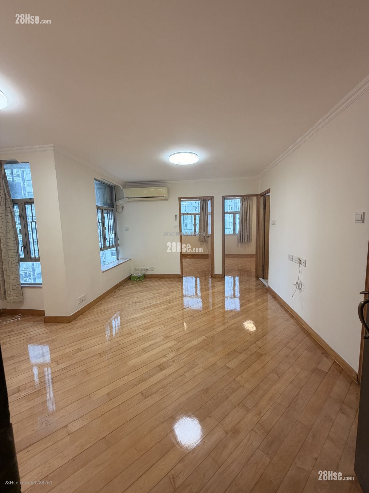 太古城 租盘 2 房 , 1 浴室 545 平方尺