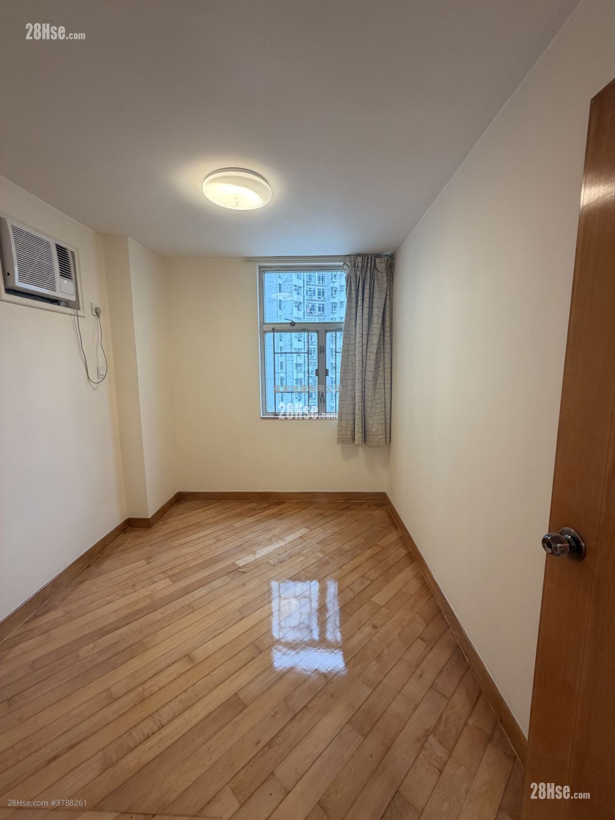 太古城 租盘 2 房 , 1 浴室 545 平方尺