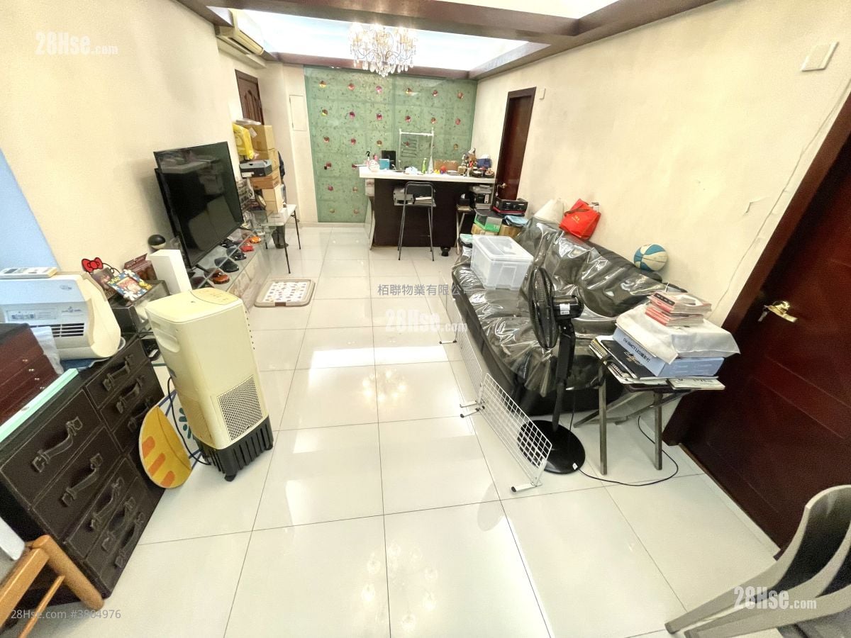 帝国大厦 售盘 3 房 , 1 浴室 722 平方尺