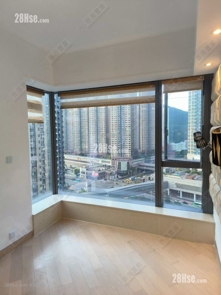 The Wings Sell 3 Bedrooms , 2 Bathrooms 944 ft²